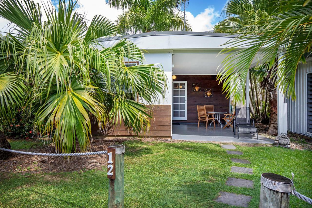 Bush Village Holiday Cabins Airlie Beach Eksteriør billede